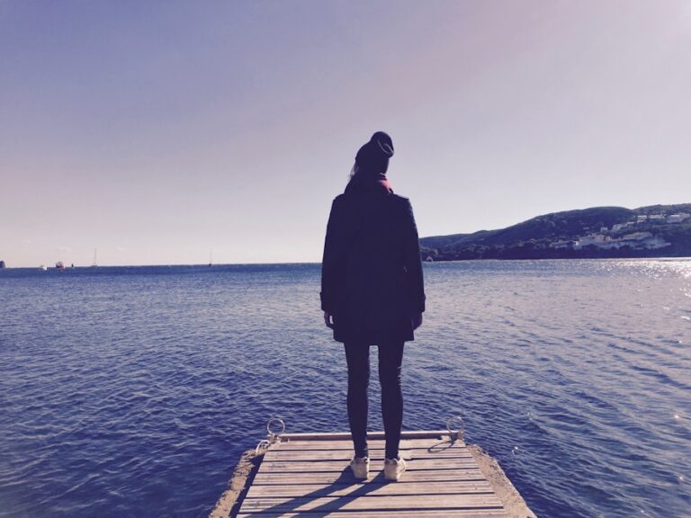 Cum sa iti gasesti directia in viata cand te simti pierdut