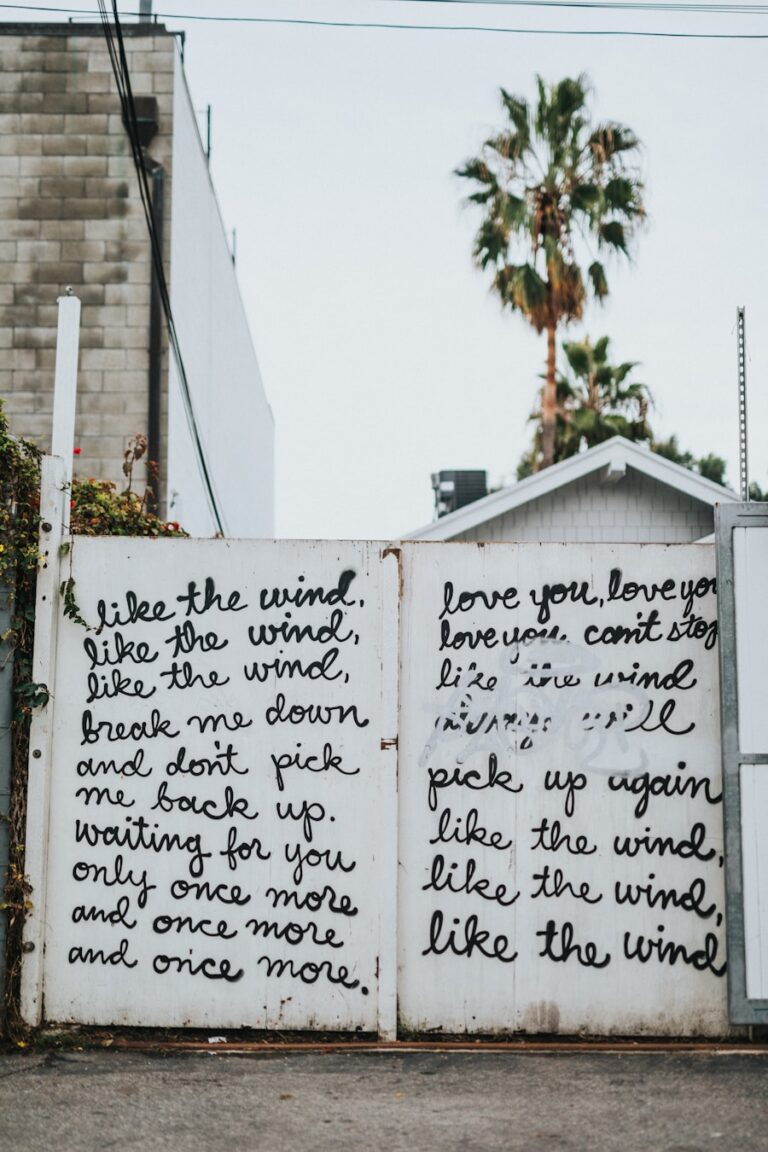 Citate care te ajută să înțelegi și să accepți despărțirile dureroase