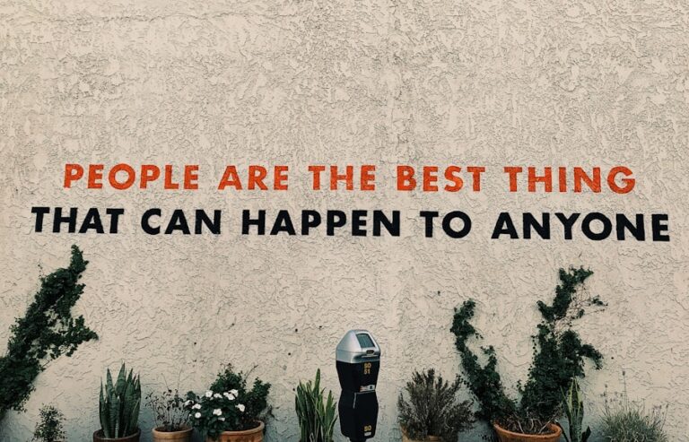 Citate scurte, dar pline de forță, care spun totul într-o propoziție