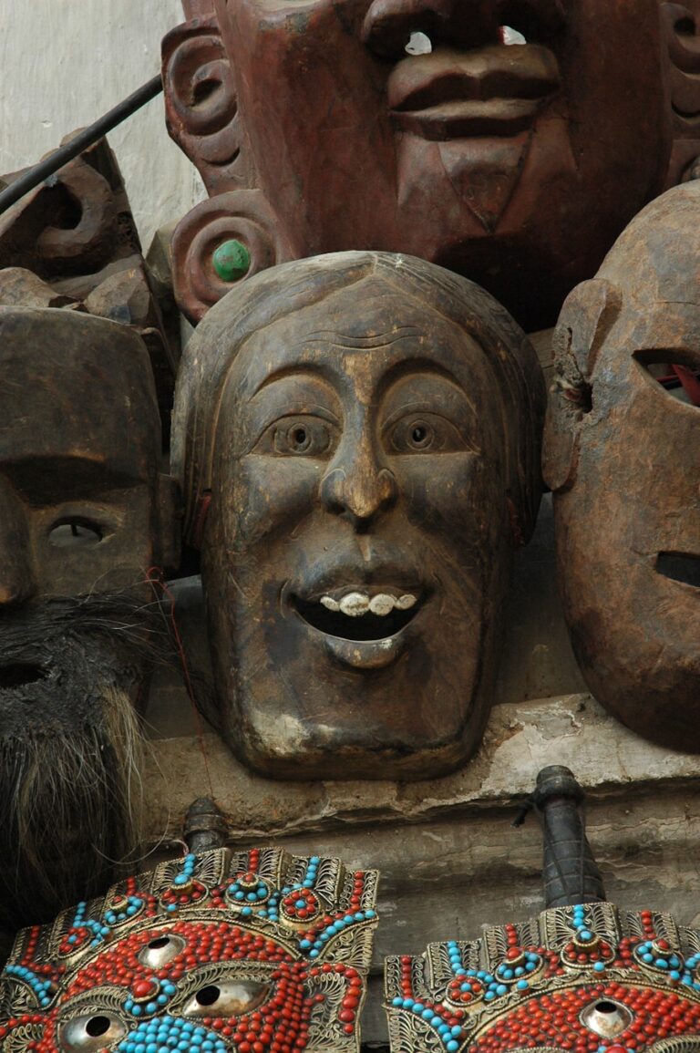 Ce au in comun toate culturile lumii? Curiozitati antropologice surprinzatoare