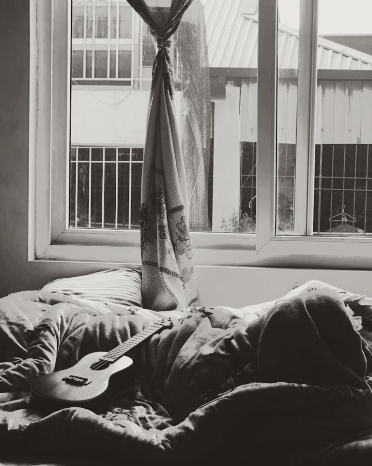 Ce mesaj iti transmite un vis in care plangi mult