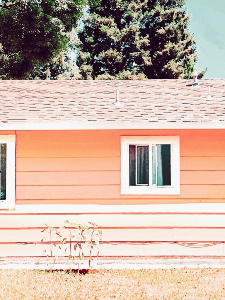 Ce inseamna cand visezi ca te muti intr-o casa noua