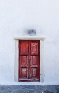 Photo "Dreams in which you cannot open a door – a symbol of inner blockages"