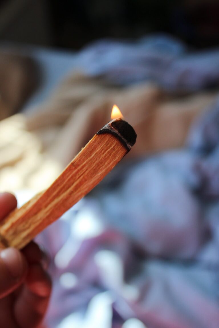 Cum sa gestionezi presiunea examenelor si a sarcinilor scolare pentru a nu ajunge la burnout