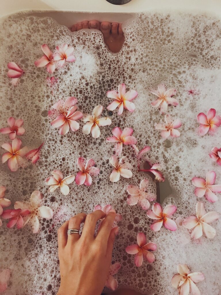 Ce inseamna cu adevarat autoingrijirea si cum sa o transformi in ritual